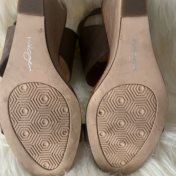 Halogen taupe suede leather wedge sandals- LIKE NEW! - Picture 5 of 6